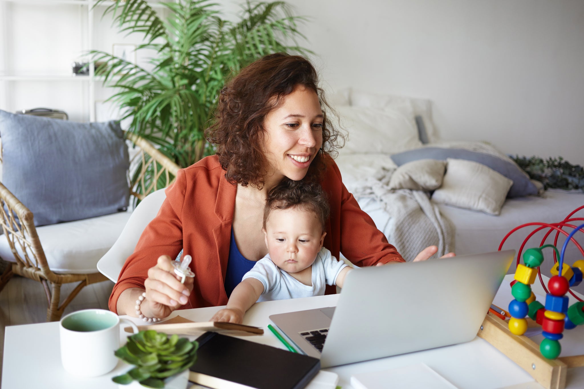 6 tips for working at home with a baby